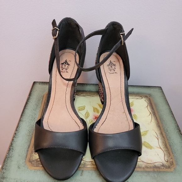 French Blu Black Vegan Leather and Aztec Pattern Heel Size 9 - Picture 4 of 7